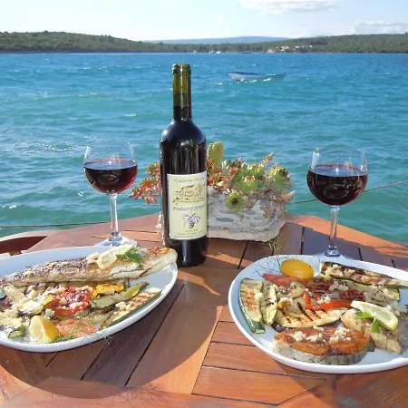 Гостевой дом Double 10181a Ловиште